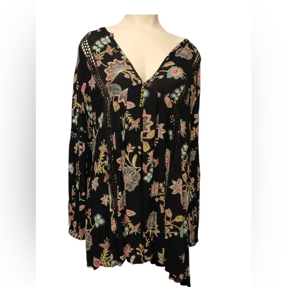 Free People Black and Pink Floral Tunic - Picture 14 of 16